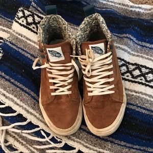 Vans MTE High Tops Suede Brown with Teal Accents